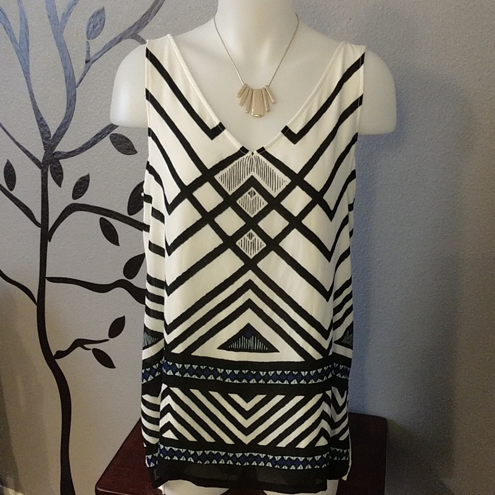 APT.9 Sleeveless Top